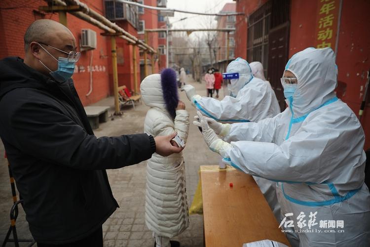 金门小丘岛现海漂死亡猪 上海中高风险地区情况汇总